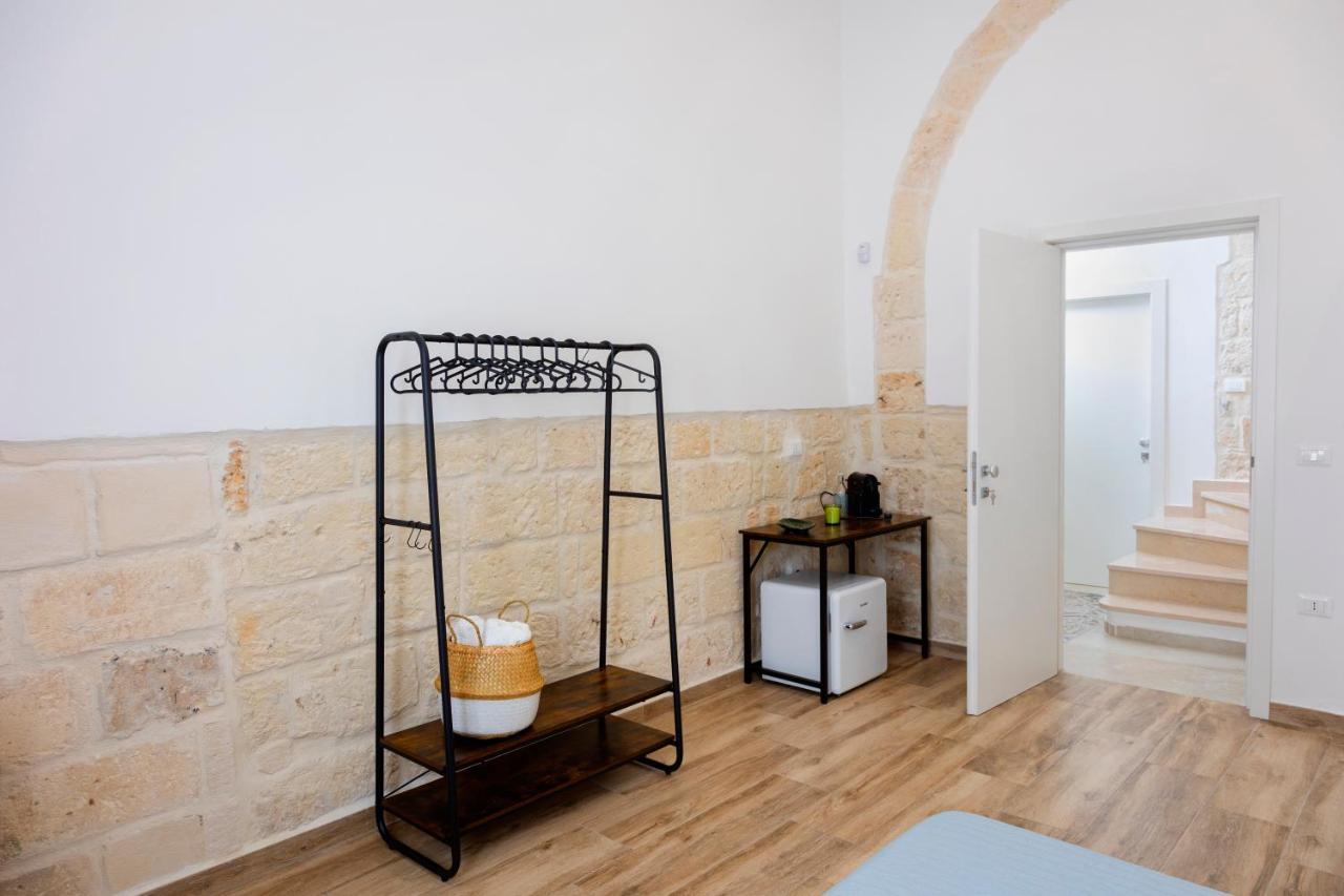 Apulian House Hotel Brindisi Exterior photo